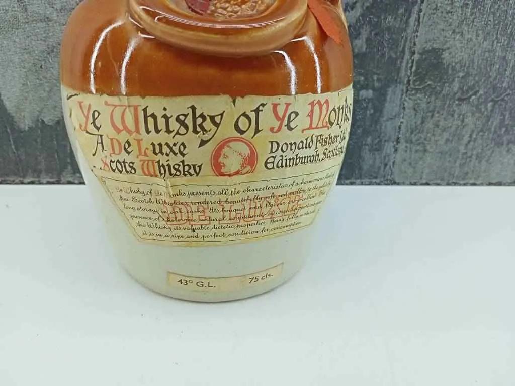 BOTELLA DECORATIVA DE WHISKI - Imagen 3