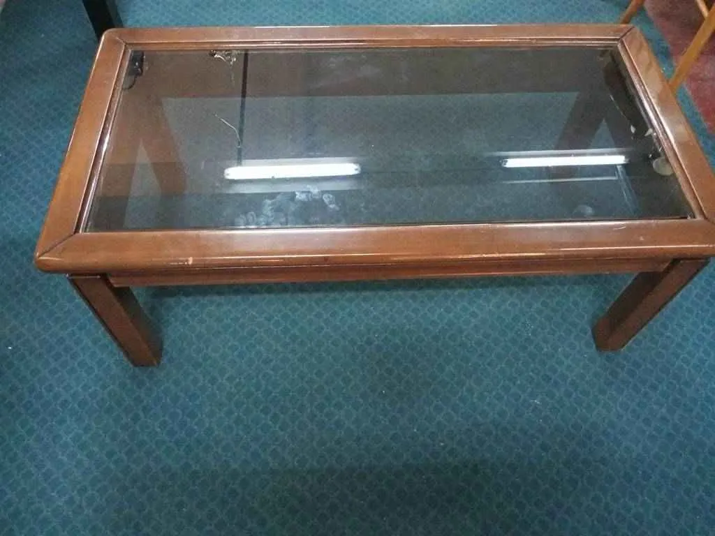 MESA DE CENTRO CON CRISTAL - Imagen 5