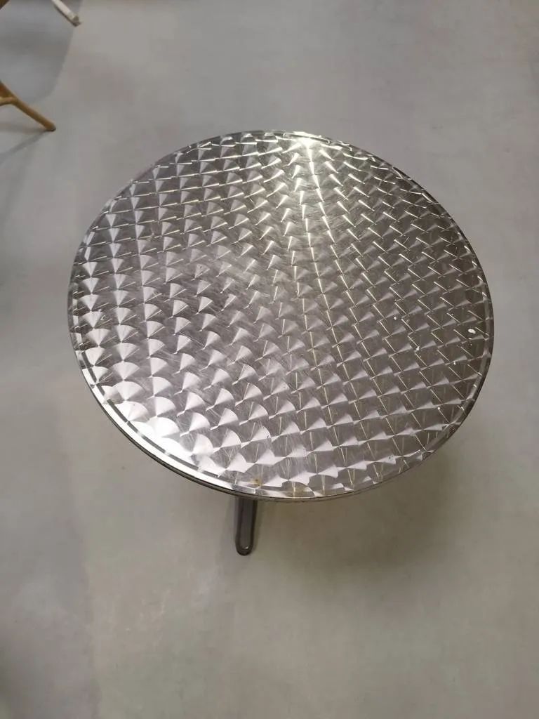 MESA REDONDA DE ALUMINIO - Imagen 3